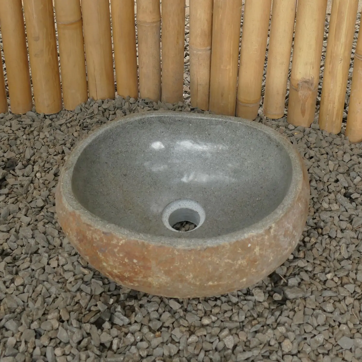  Product image 1 of the product “Sink / washtafel of riverstone in a open carton, in the sizes from 30 to 45cm, polished inside, natural outside ”